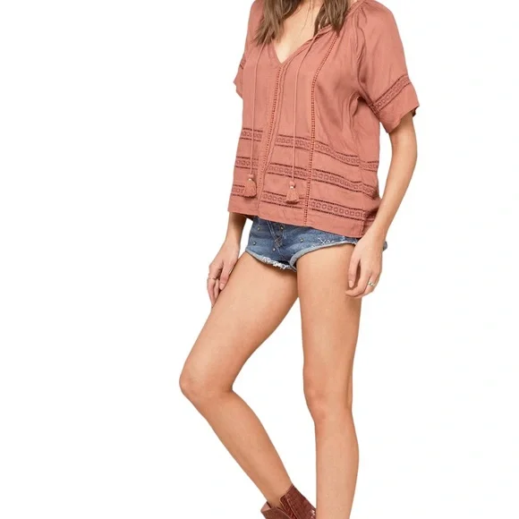 Amuse Society Carla Woven Top Terracotta Embroidered Crochet With Tassels Sz S - Picture 2 of 8